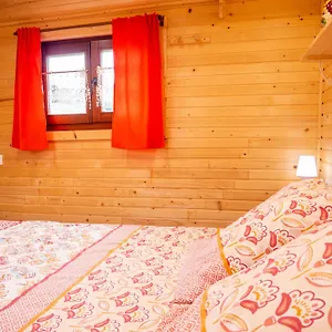  Agroturismo Et Roulottes Au Domaine De La Trille Francia